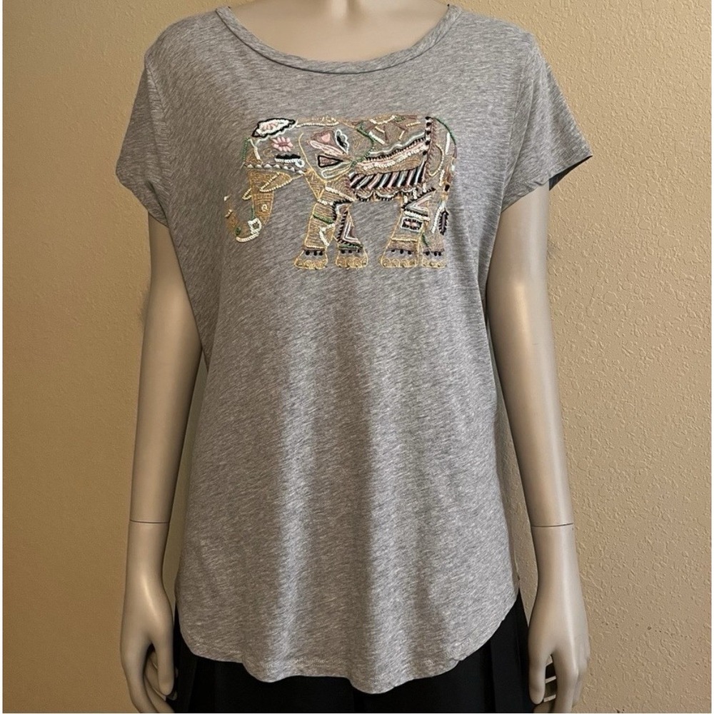 Loft Women's Embroidered Beaded Sequin Elephant T Shirt Size XS Gray Boho